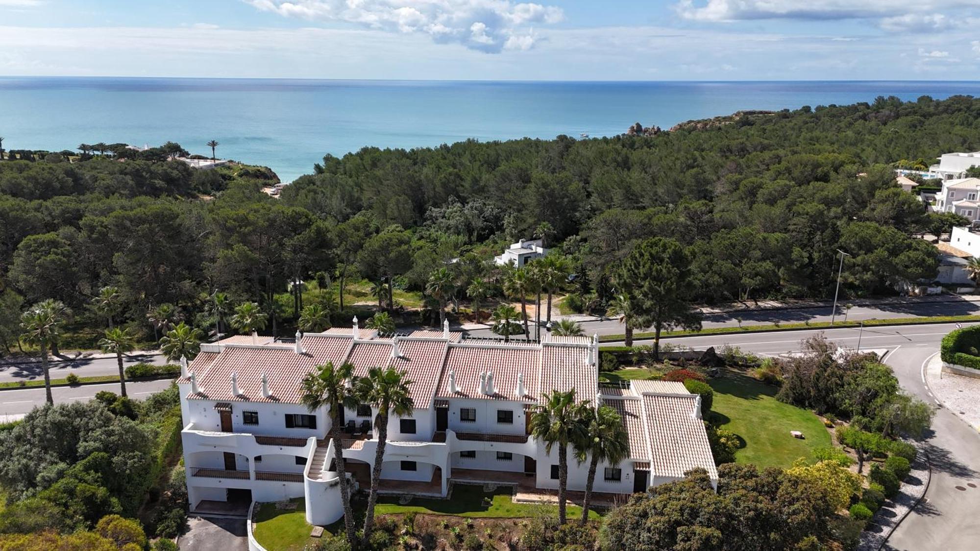 Luxury Modern T2 Ocean View - Free Parking - Pool Apartman Alvor Kültér fotó
